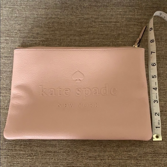 Kate Spade ♠️ Larchmont pouch - Picture 2 of 5